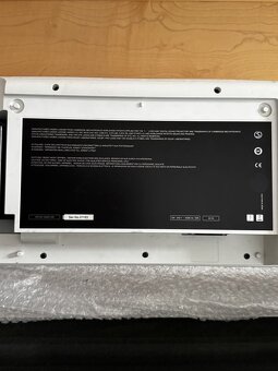 Loewe LCD TV - 2