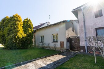 Rodinný dům 6+1 s garáží a zahradou, Věrovany, okr. Olomouc - 2
