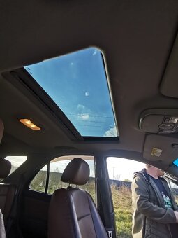 KIA SORENTO 2.5CRDi 125KW - 2