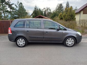 Benzínová Opel Zafira 1.8...7místné - 2