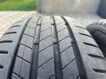 Prodám letní pneu Bridgestone Turanza T005 195/55 R16 87H - 2