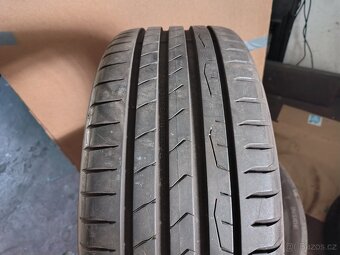 Skoro nové Continental 225/45/18 - 2