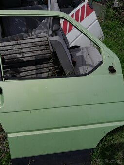 VW T4 přední dveře lepší stav - 2