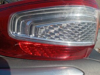 FORD MONDEO 4, MK4, LIFTBACK RV 2011 ZADNÍ SVĚTLO LEVÉ LED. - 2