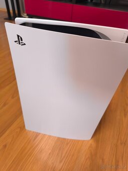 Playstation 5 s mechanikou - 2