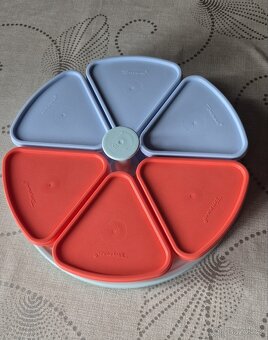Tupperware Otočný triangl - 2