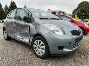 2007 TOYOTA YARIS 1.0 VVT-i - po nehodě, pojízdná - 2