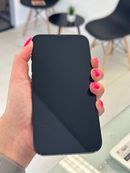 iPhone 13 - 128 GB - 87% baterie - 6M záruka - 2