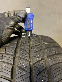 4ks ZÍMNÍ PNEUMATIKY BARUM POLARIS 5 215/40/17 87V 215/40 r1 - 2