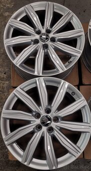 VW Passat B8, alu disky 19' OEM 8x19 - 2