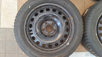 Sada disků Opel 17" 5x115 zimní pneu 225/50 R17 5-7mm Astra - 2