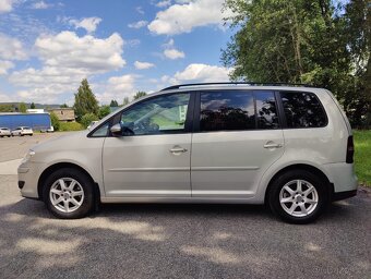 Volkswagen Touran COMFORT 1,4 TSI /103kW SERVIS - 2