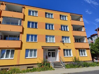 Prodám byt 2+1 s balkónem, 68m, Školní ul.,Stará Role - 2