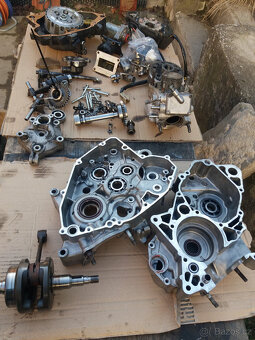 Suzuki RG 125 gamma r.v.1993 motor rám plasty kola brzdy - 2