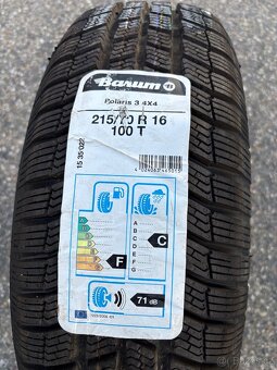 Zimní pneu Barum 215/70r16 - 2