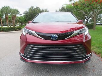 Toyota Sienna Limited  FWD 2022 - 2