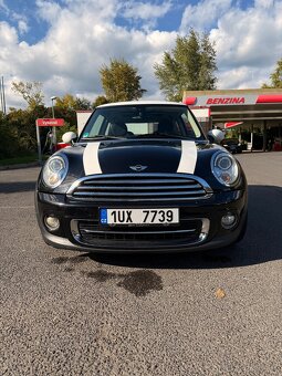 Mini cooper r56 1.6 90kw - 2