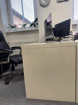 Stůl pracovní/kancelářský - 2