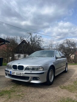 BMW e39 528i - 2