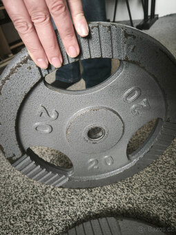 Prodám kotouče _20kg_činky - 2