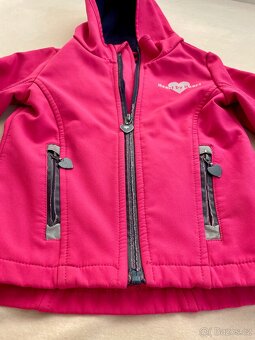 Tmavě růžová softshellová dívčí bunda s fleesem vel. 98 - 2