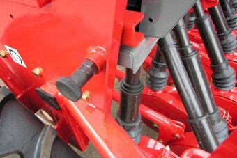 Secí stroj POZNANIAK - 2