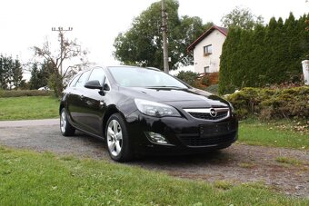 Opel Astra 1.4 T 103KW, Sports Tourer, Servisní kniha - 2