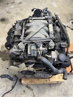 Motor Mercedes-Benz Vito/Viano/Sprinter 3.5 V6 benzín - 2