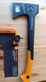 Fiskars Univerzální sekera X-series (S) X18, 44,5 cm - 2
