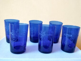 Broušené skleničky a Růžové sklo - 2