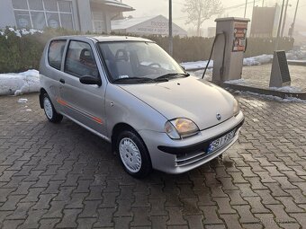 Fiat Secento  1.1  r.v 2003 najeto jen 23tys km  serio rdzen - 2