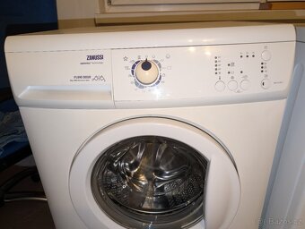 Pračka Zanussi ZWG6100K na 6 kg prádla - 2