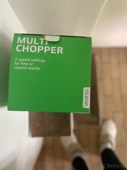 a Multi chopper sekaček na maso i orechy - 2