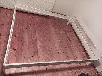 Manželská postel - masiv - 2