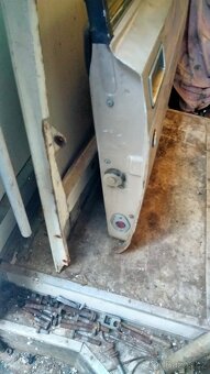 dveře Lada VAZ 2105 / 07 - 2