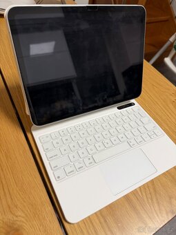 Klávesnice na ipad 10,9 / 11 - 2