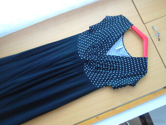 Dámské šaty vel.46. - 2