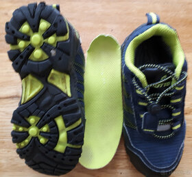 Botasky zn. LOTTO, vel. 28 - 2