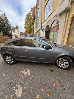 Opel Astra Gtc - 2