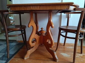 Starožitný stůl - 2