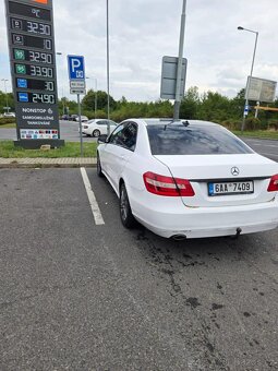 Mercedes benz E class w212 - 2