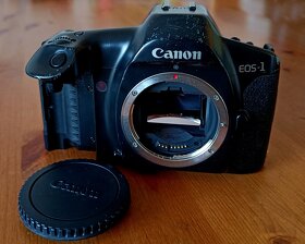 Tělo fotoaparátu Canon EOS 1 (1989) - 2