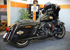 Harley Davidson FLHX Street Glide CZ původ - 2