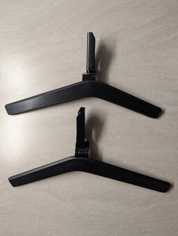 Sony KD43X85J, KD43X80J nohy stojanu - 2