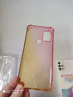 Růžovo/žlutý kryt pro Motorola Moto G10/G20/G30 - 2