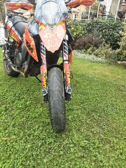 KTM 690 SM - 2