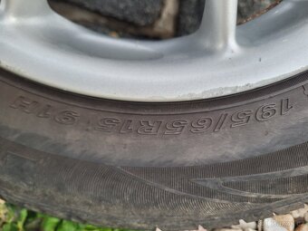 Nexen N'Blue HD Plus 195/65 R15 91H na ALU 7Jx15H2 ET38 - 2