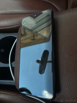 Mobilní telefon - 2