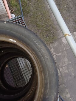 Letní pneu 185/60 R15 - 2
