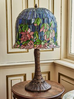Tiffany stolní lampa s vitrážovým stínidlem – výška 84 cm - 2